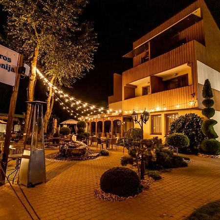 Floros Simfonija Hotel Šventoji Eksteriør billede