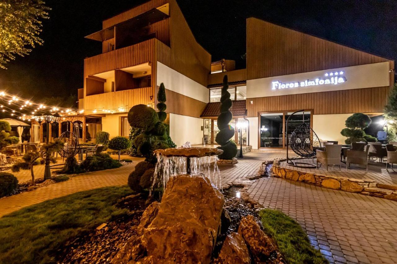 Floros Simfonija Hotel Šventoji Eksteriør billede
